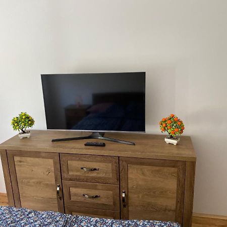 New Apartment In The City Високо Экстерьер фото